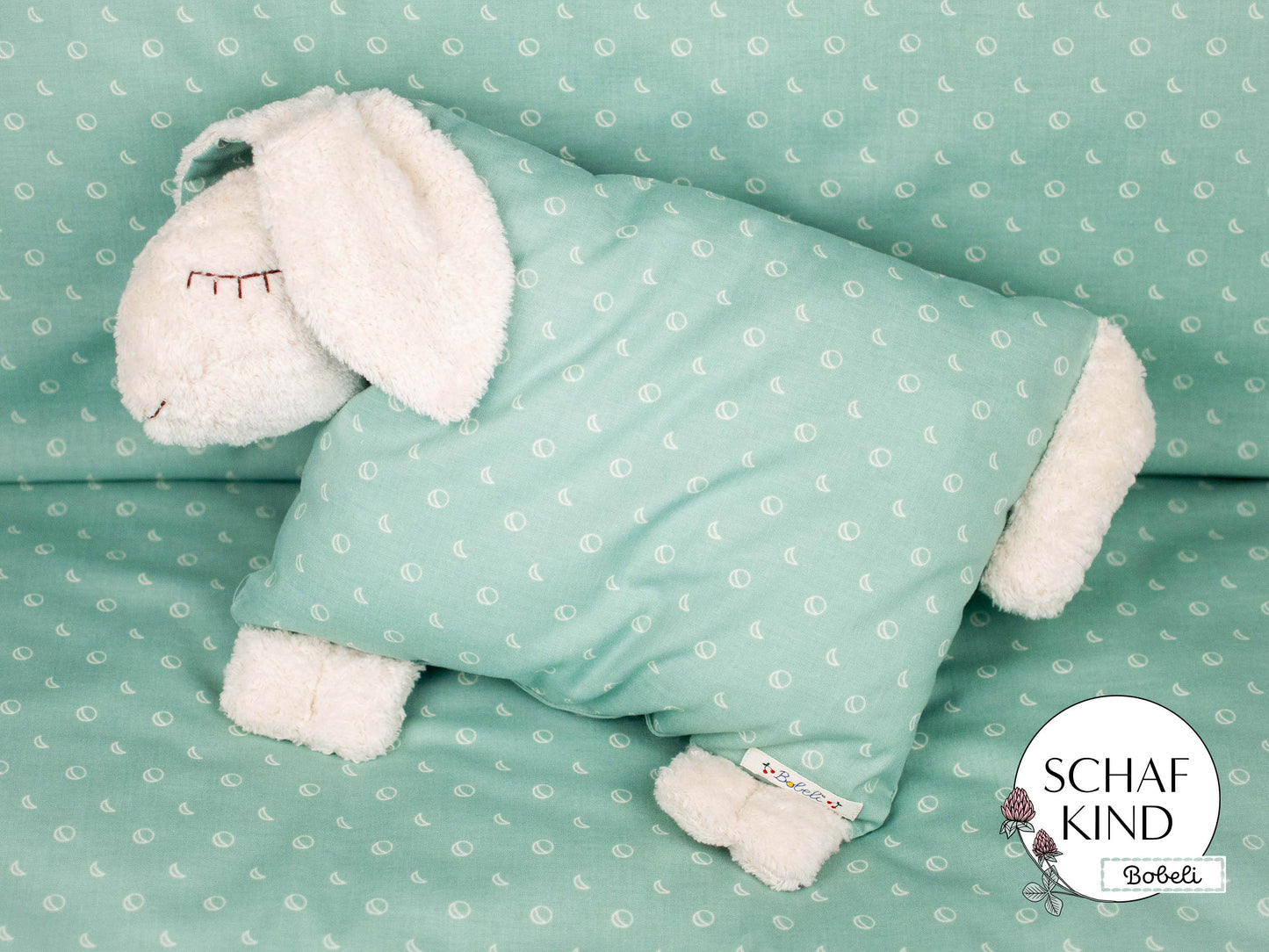 Schlafschaf 71 Mint mit Monden - Bobeli Kuschelkissen