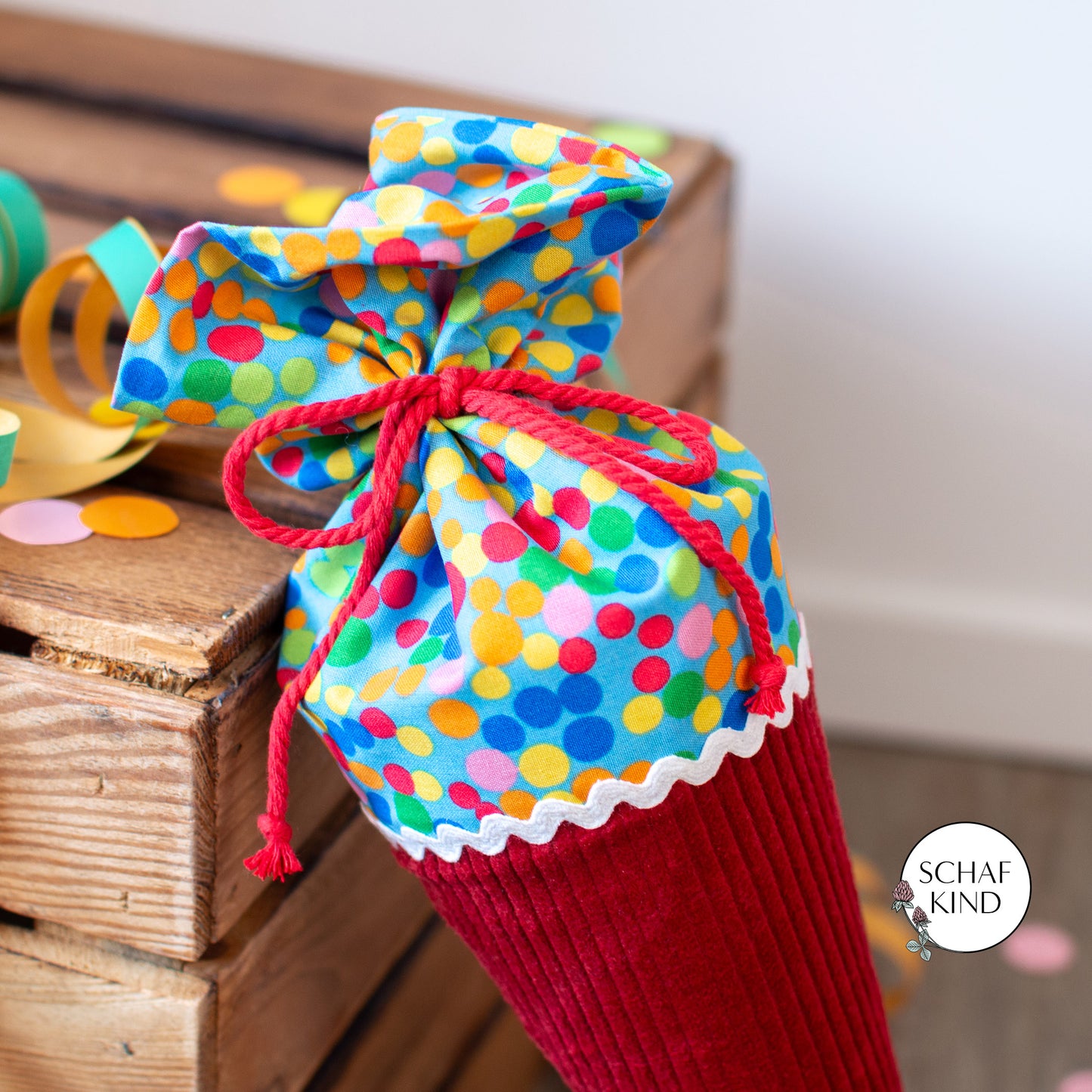 Kitatüte, Geschwistertüte aus Cordstoff - Rot mit Bunt - 35 cm